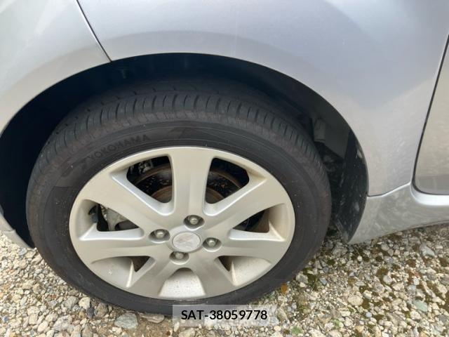 Mitsubishi I-MIEV 2012-05 8230382-10