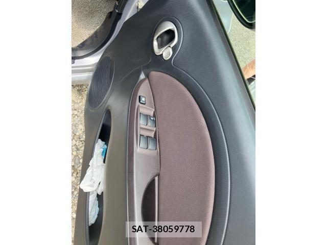Mitsubishi I-MIEV 2012-05 8230382-11