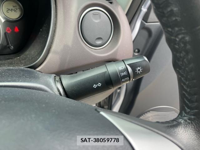 Mitsubishi I-MIEV 2012-05 8230382-16