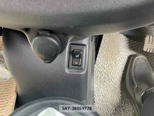 Mitsubishi I-MIEV 2012-05 8230382-24