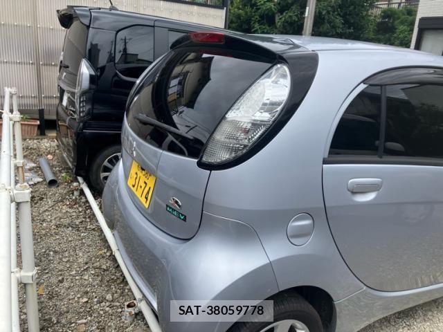 Mitsubishi I-MIEV 2012-05 8230382-4