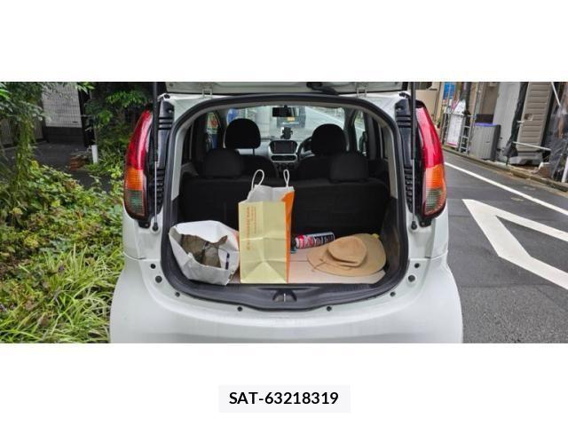 Mitsubishi I-MIEV 2011-10 8780608-9
