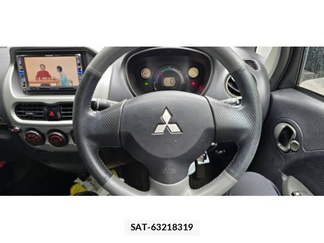 Mitsubishi I-MIEV 2011-10 8780608-17