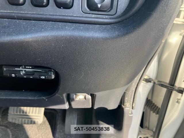 Mitsubishi I-MIEV 2012-03 8829537-15