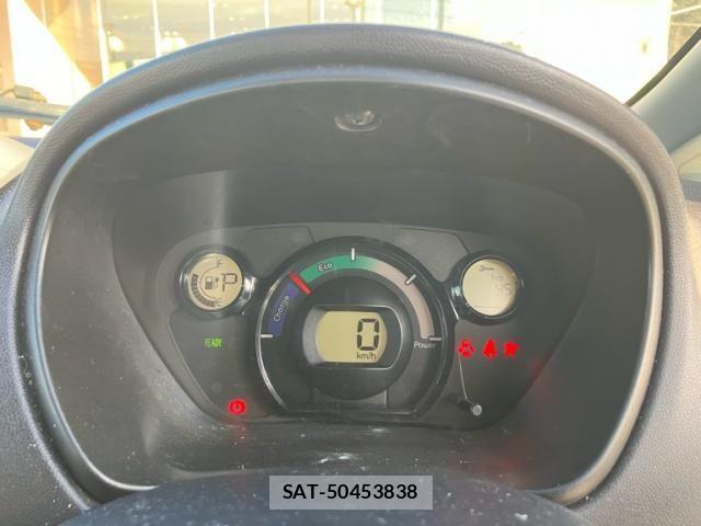 Mitsubishi I-MIEV 2012-03 8829537-18