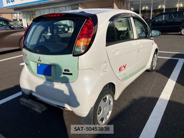 Mitsubishi I-MIEV 2012-03 8829537-2