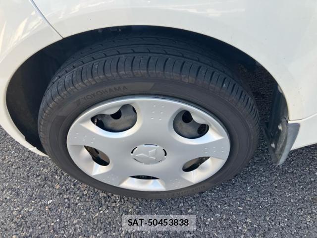 Mitsubishi I-MIEV 2012-03 8829537-7