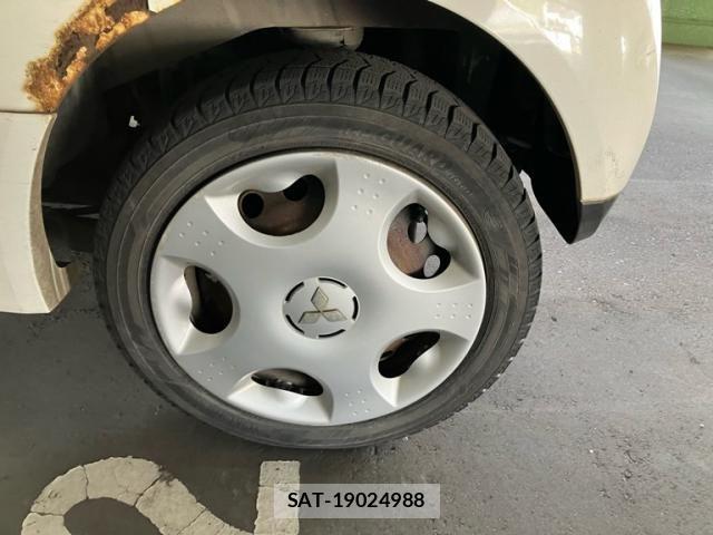 Mitsubishi I 2006-01 7058898-19