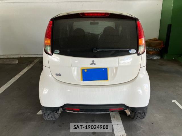 Mitsubishi I 2006-01 7058898-3