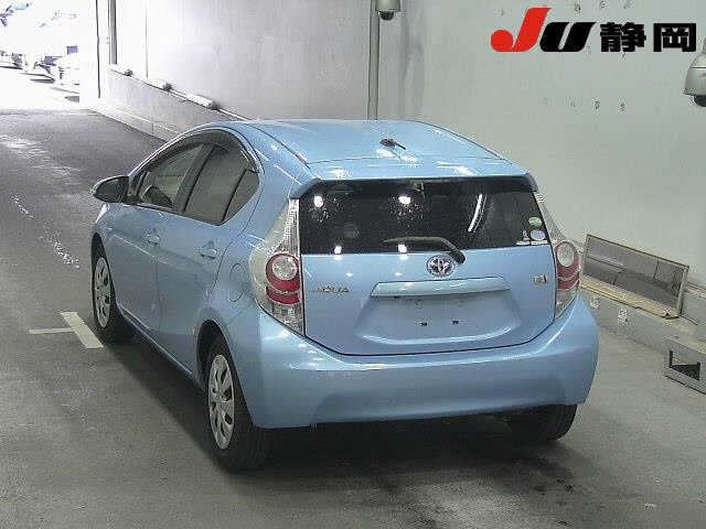 Toyota AQUA 2012 623342-1