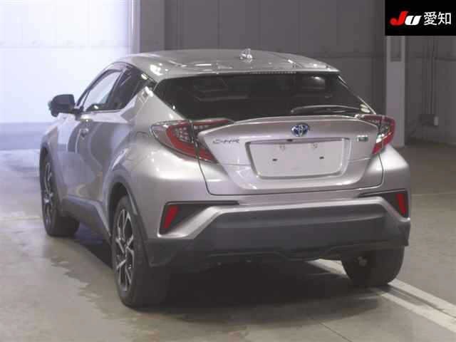 Toyota C-HR 2017 1230453-1