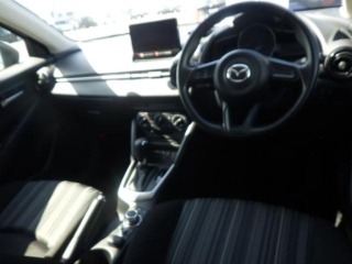 Mazda MAZDA2 2022 1338185-2