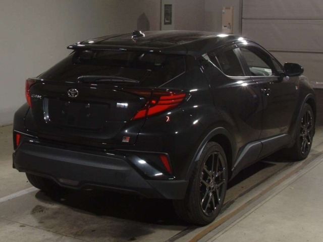 Toyota C-HR 2022 1444164-1