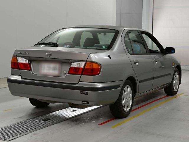 Nissan PRIMERA 2000 6880340-1