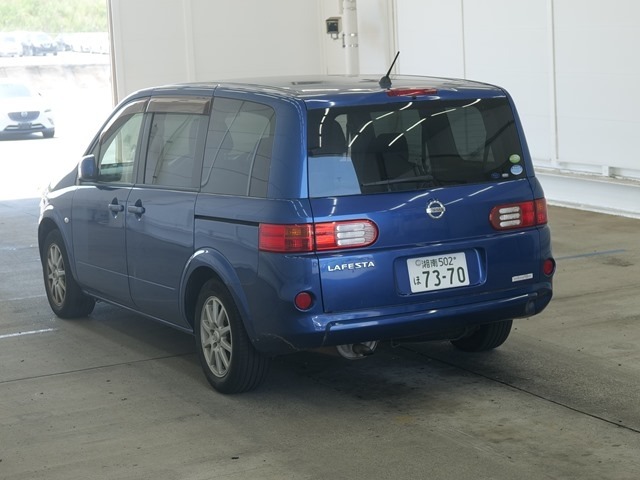 Nissan LAFESTA 2010 6931024-1