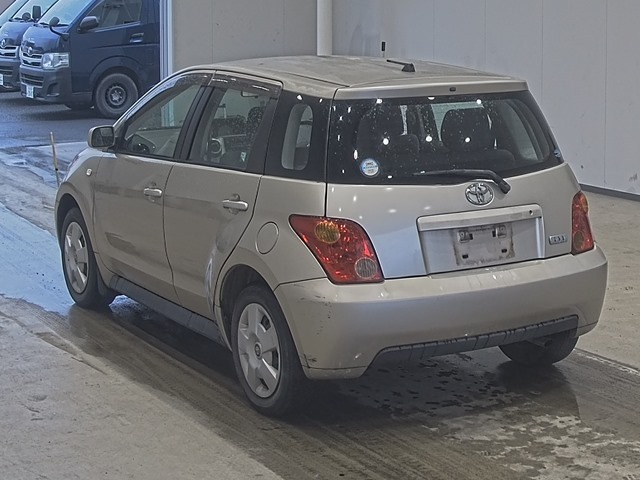 Toyota IST 2003 6966627-1