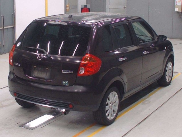 Mazda VERISA 2005 6986488-1