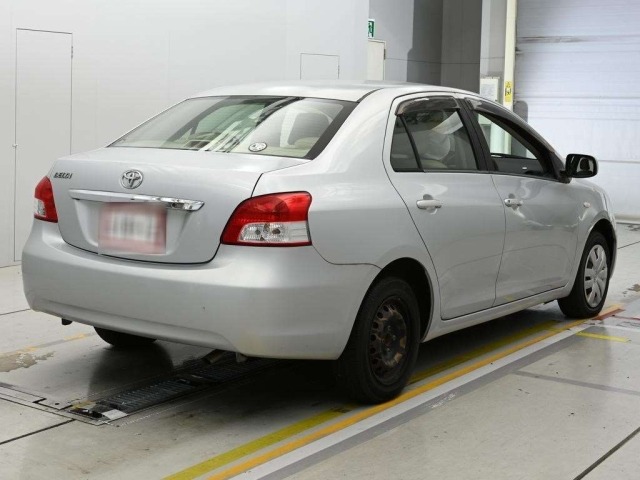 Toyota BELTA 2006 7032224-1