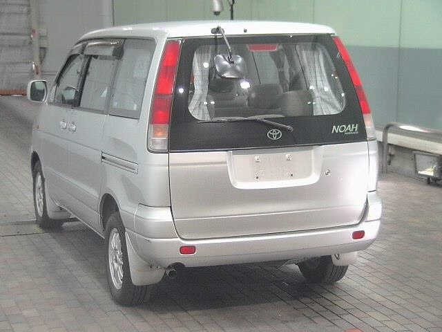 Toyota TOWNACE NOAH 2001 7056833-1