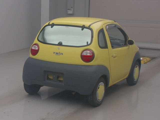 Suzuki TWIN 2003 7038617-1
