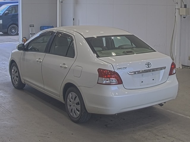 Toyota BELTA 2008 7112060-1