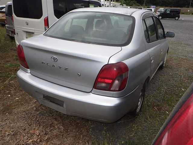 Toyota PLATZ 2000 7119640-1