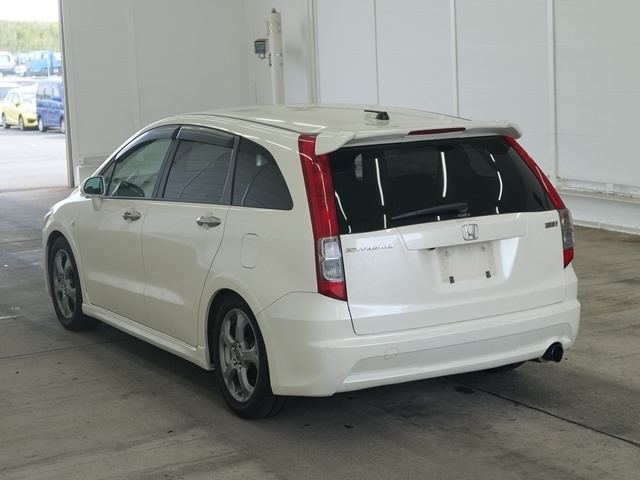 Honda STREAM 2008 7111037-1