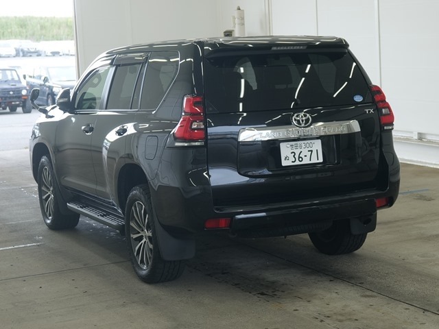 Toyota LAND CRUISER PRADO 2018 7124540-1