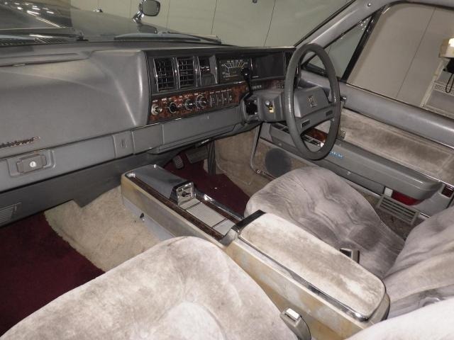 Nissan PRESIDENT 1983 7183414-2
