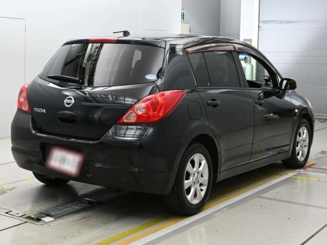 Nissan TIIDA 2005 7198140-1