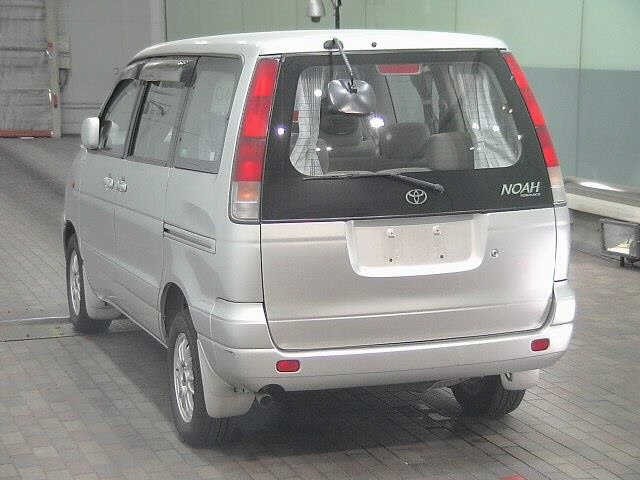 Toyota TOWNACE NOAH 2001 7203198-1