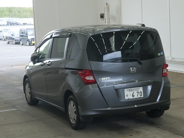 Honda FREED 2009 7233900-1