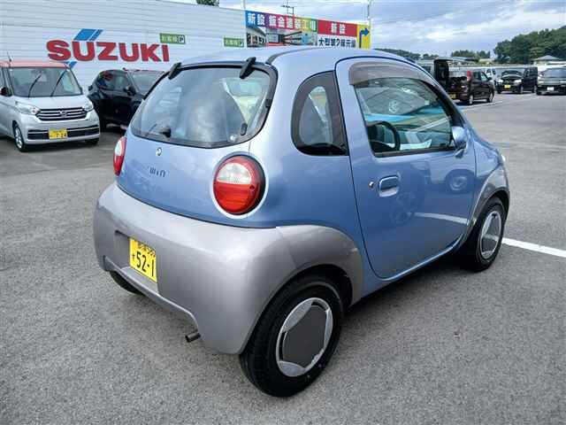 Suzuki TWIN 2004 7231232-1