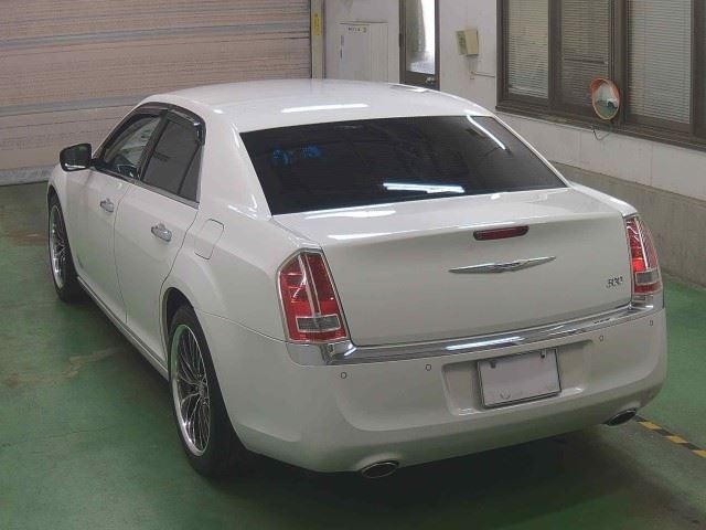 Chrysler 300 2015 7245975-1