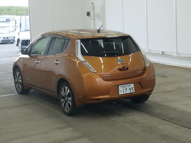 Nissan LEAF 2016 7249082-1