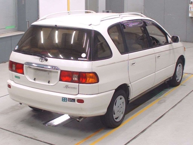 Toyota IPSUM 2000 7264530-1