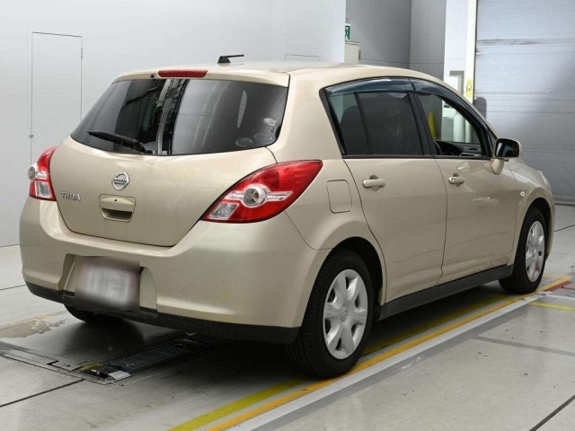 Nissan TIIDA 2012 7293038-1