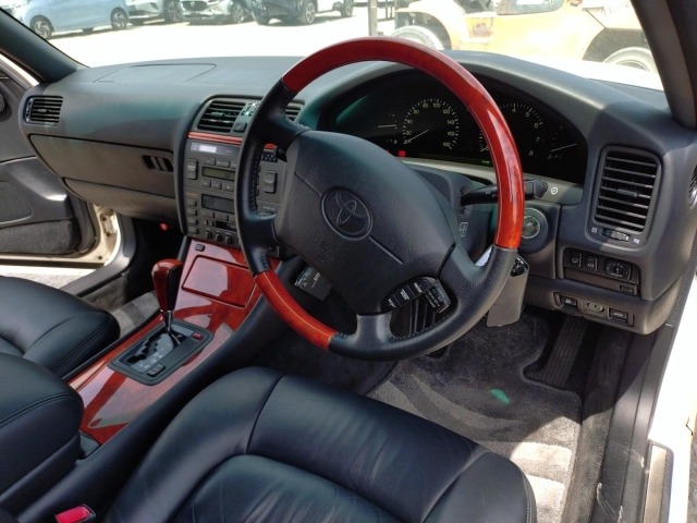 Toyota CELSIOR 1997 7303843-1