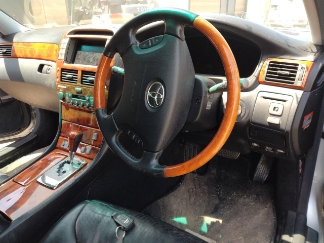 Toyota CELSIOR 2003 7303844-1