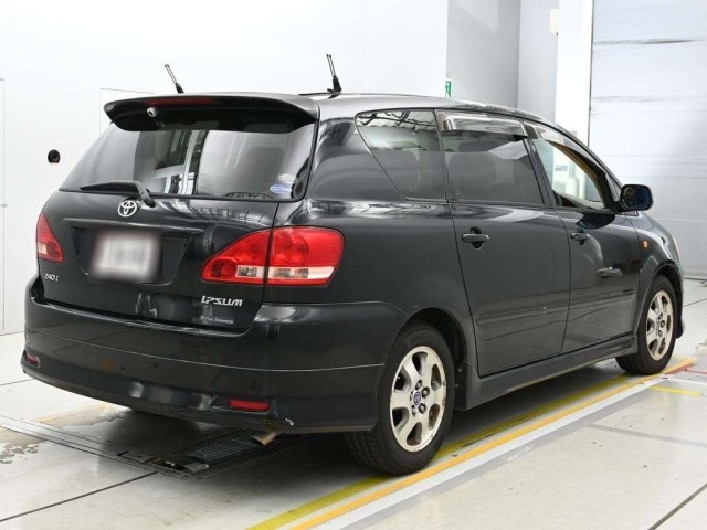 Toyota IPSUM 2003 7305917-1