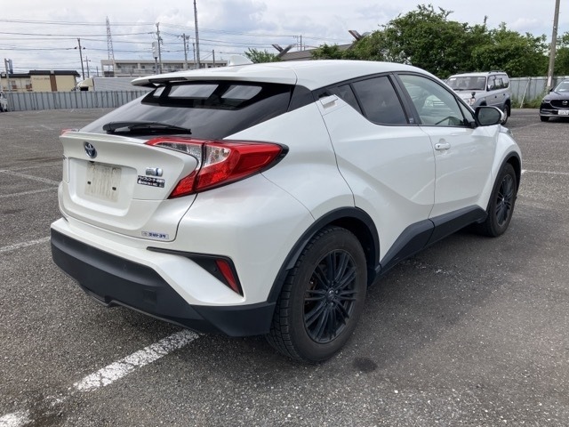 Toyota C-HR 2021 7337063-1