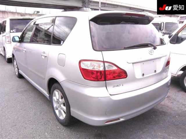 Toyota IPSUM 2004 7334895-1