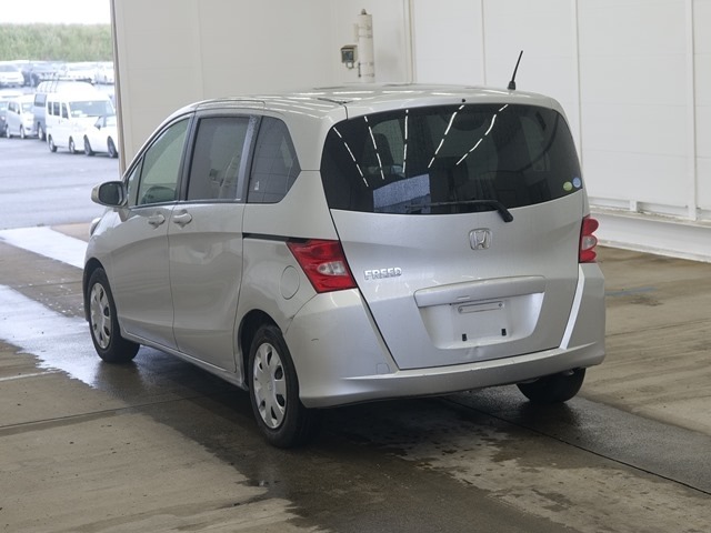 Honda FREED 2011 7356128-1