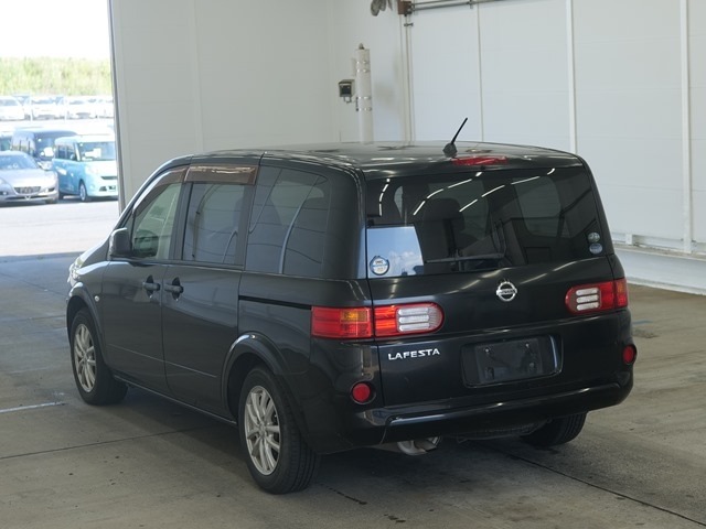 Nissan LAFESTA 2011 7354930-1