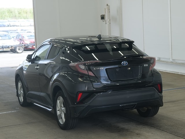 Toyota C-HR 2018 7519080-1