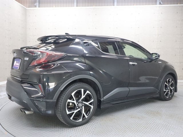 Toyota C-HR 2018 7543596-2