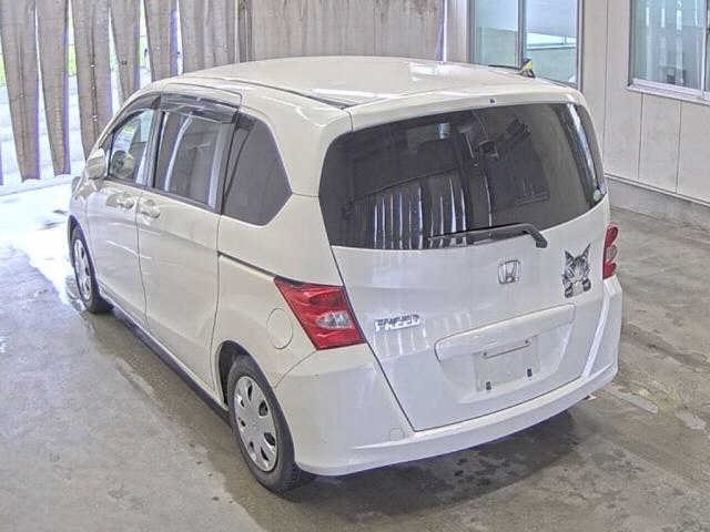 Honda FREED 2009-09 7537887-1