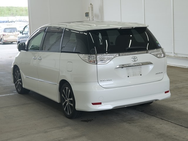 Toyota ESTIMA 2013 7622859-1