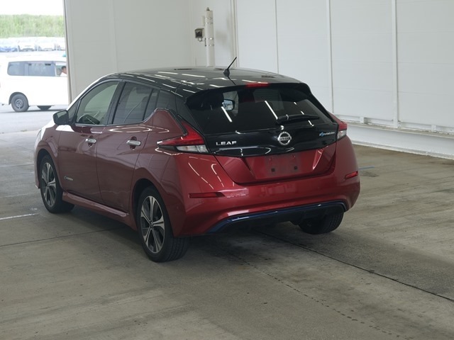 Nissan LEAF 2019 7632512-1
