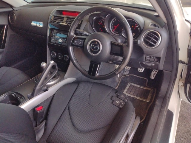 Mazda RX-8 2011 7860466-1